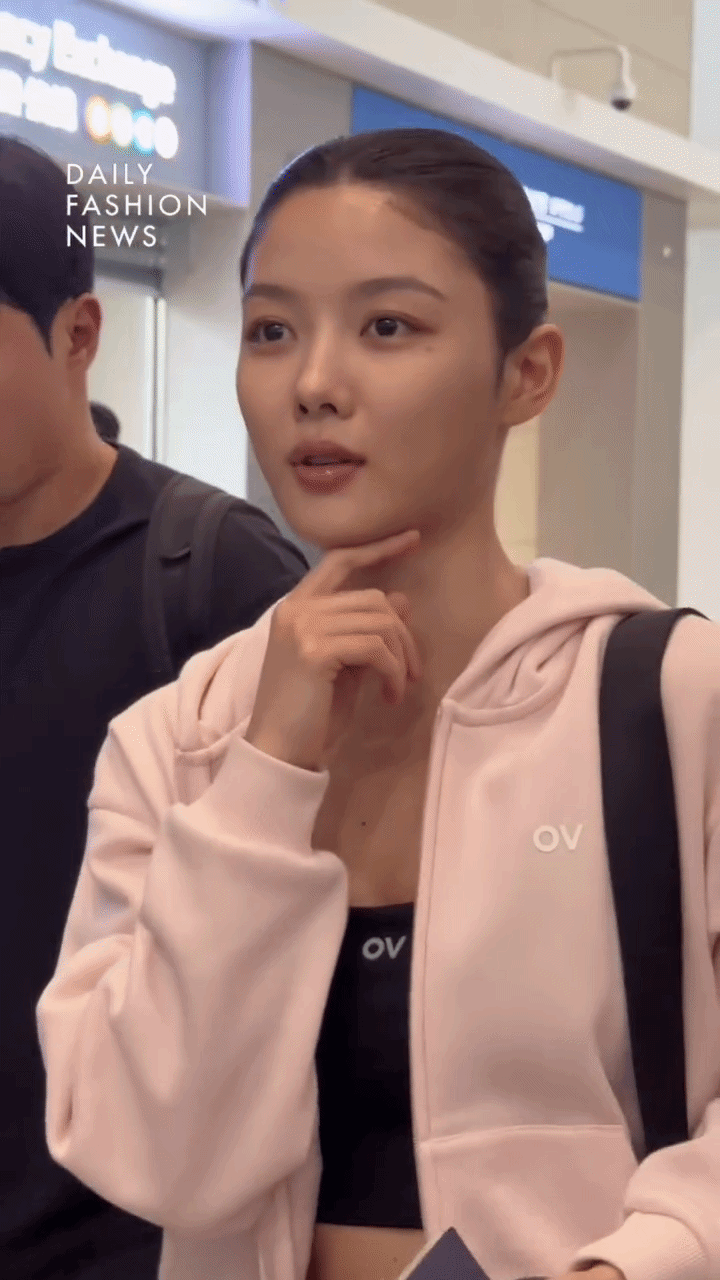 Kim Yoo Jung đổi style gái Mỹ- Ảnh 5.