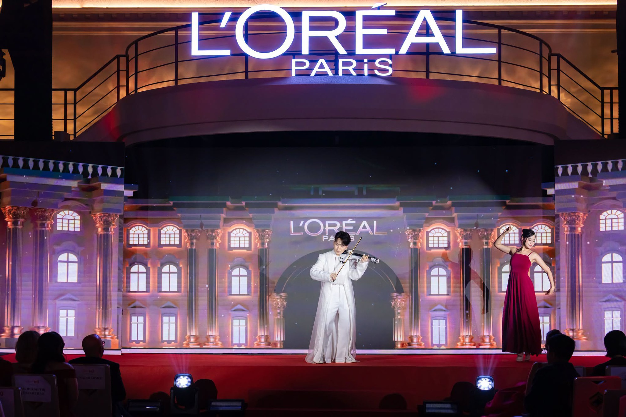 &rlm;L&rsquo;Or&eacute;al Paris Ch&iacute;nh Nữ Celebration Night 2026: Khi những người phụ nữ c&ugrave;ng viết lại định kiến&rlm; - Ảnh 5.