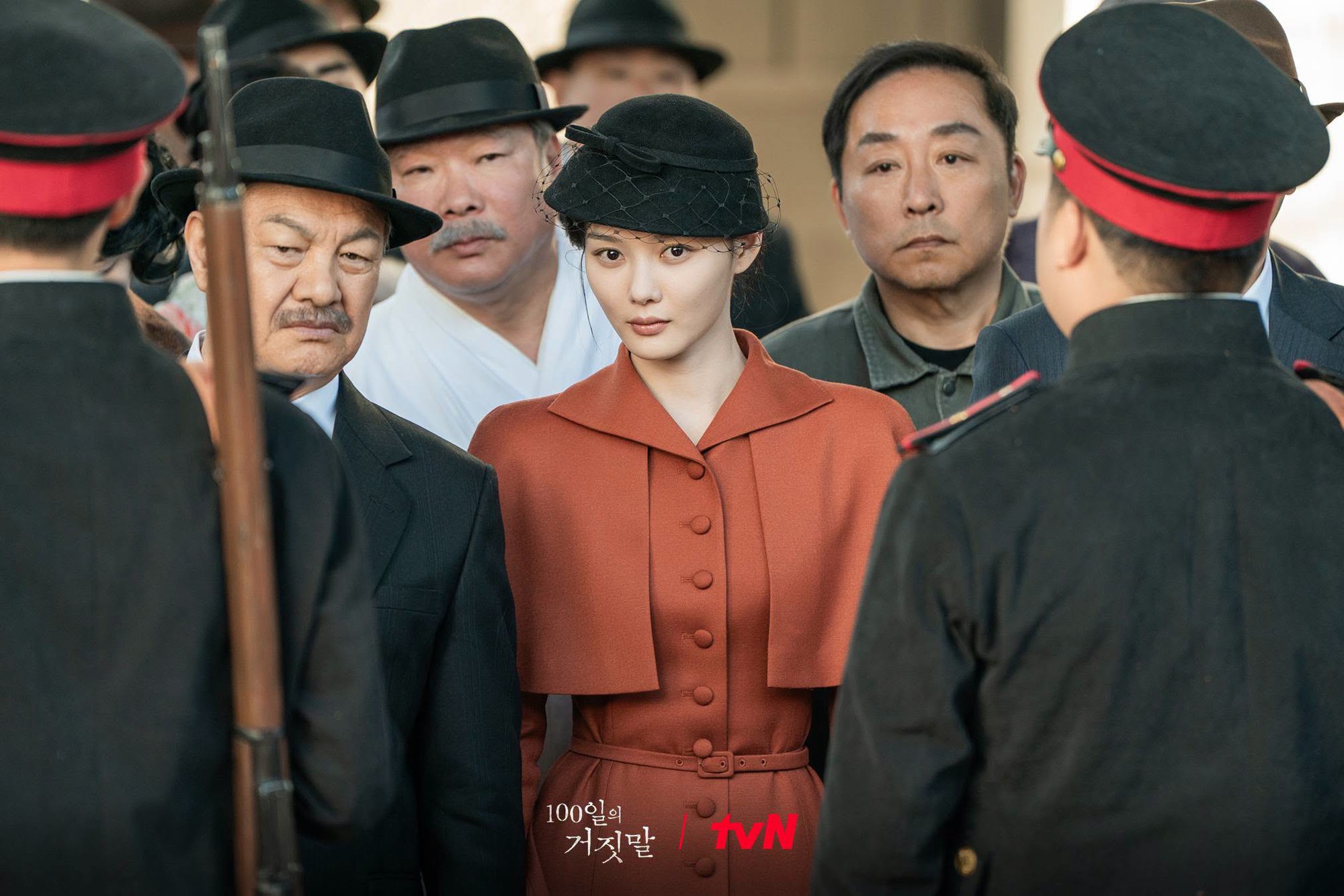 3 mỹ nh&acirc;n đang khuấy đảo m&agrave;n ảnh H&agrave;n: Doctor X của Kim Ji Won đạt rating cao ngất vẫn bị ch&ecirc; tơi tả - Ảnh 4.