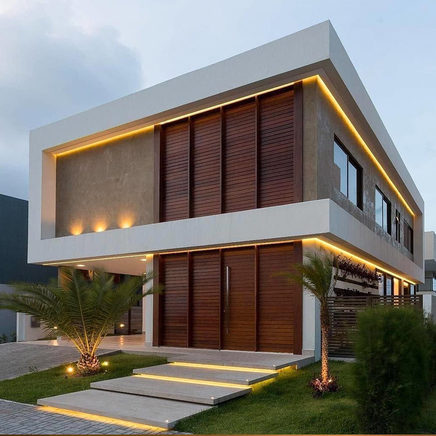 Lời khuy&ecirc;n cho những gia đ&igrave;nh x&acirc;y bậc tam cấp bay - Ảnh 3.