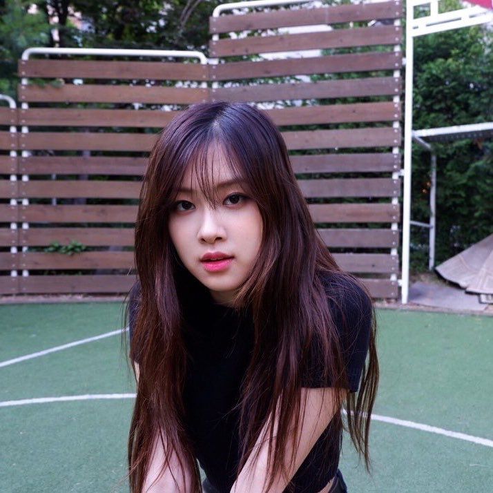 Ros&eacute; (BLACKPINK) thay đổi- Ảnh 13.
