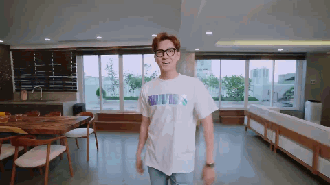 Th&agrave;nh vi&ecirc;n trụ cột của 2 Ng&agrave;y 1 Đ&ecirc;m: Sống ở penthouse đập th&ocirc;ng 3 tầng, gi&agrave;u ngầm c&oacute; tiếng trong showbiz- Ảnh 3.