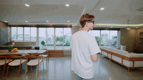 Th&agrave;nh vi&ecirc;n trụ cột của 2 Ng&agrave;y 1 Đ&ecirc;m: Sống ở penthouse đập th&ocirc;ng 3 tầng, gi&agrave;u ngầm c&oacute; tiếng trong showbiz- Ảnh 4.