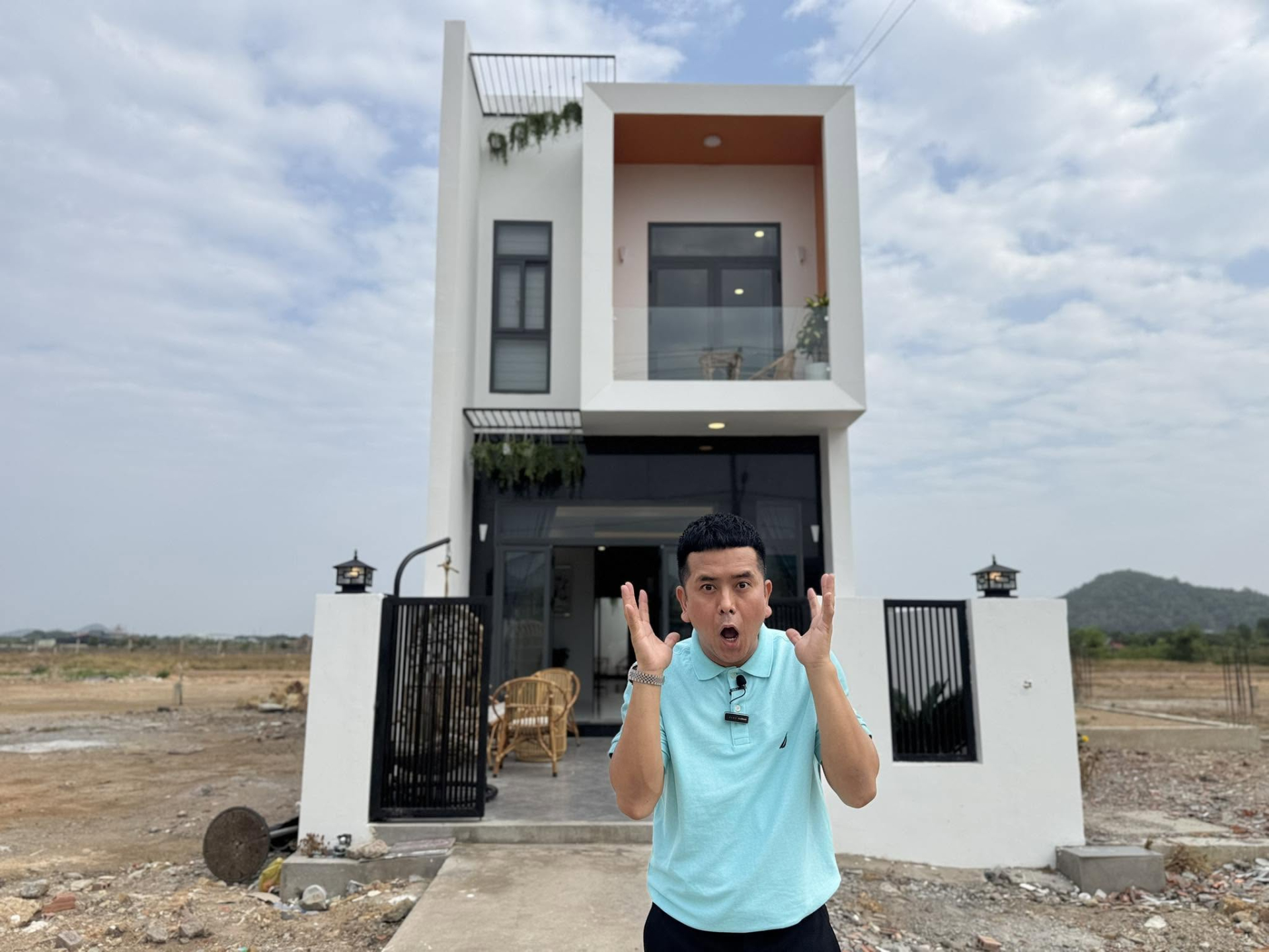 Sao nh&iacute; nổi tiếng cả nước biết mặt giờ l&agrave;m sale bất động sản ở x&atilde; Nh&agrave; B&egrave; (TP.HCM)- Ảnh 3.