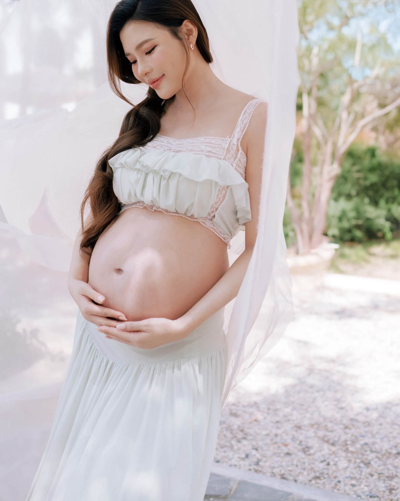 Lương Thế Thành - Thúy Diễm lần đầu hé lộ diện mạo con gái út, dân mạng dự đoán sẽ là cực phẩm nhan sắc- Ảnh 9.