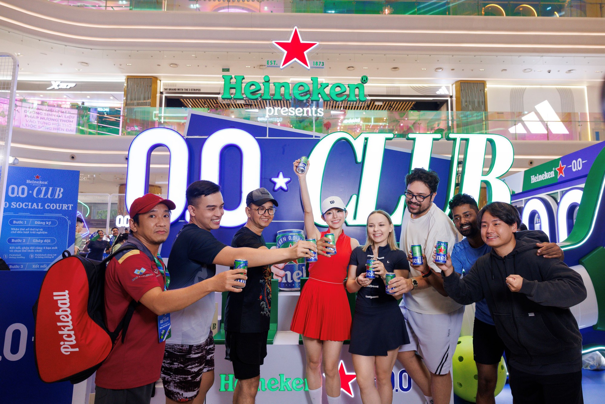 HURRYKNG v&agrave; Roos Van Reek nhập cuộc hội d&acirc;n chơi kết nối khi bất ngờ xuất hiện tại Heineken 0.0 CLUB - Ảnh 15.