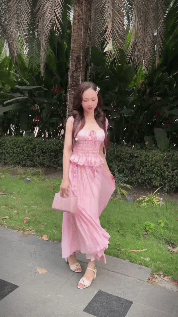 Mỹ nh&acirc;n kh&eacute;o ăn n&oacute;i nhất nh&igrave; showbiz đ&oacute;n tuổi 42: Gương mặt chưa từng biết l&atilde;o h&oacute;a, style s&agrave;nh điệu ngang g&aacute;i đ&ocirc;i mươi - Ảnh 4.
