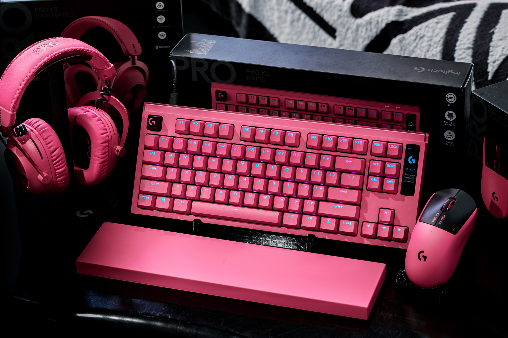 Bóc tem trọn bộ Logitech G PRO Series 2026: Khi đẳng cấp lên tiếng! - Ảnh 1.