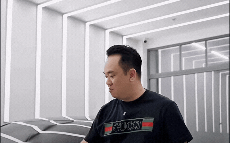 Mr. Xu&acirc;n Ho&agrave;n l&agrave; ai?- Ảnh 1.