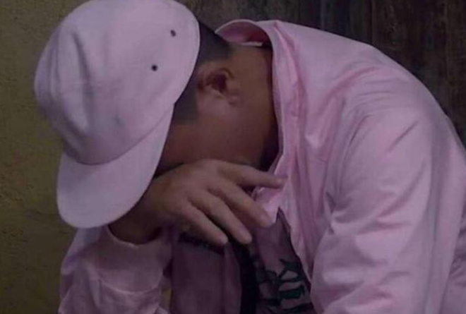 T&agrave;i tử đ&igrave;nh đ&aacute;m c&oacute; em trai bị b&aacute;n với gi&aacute; hơn 11 triệu đồng, mẹ qua đời v&igrave; ung thư- Ảnh 3.