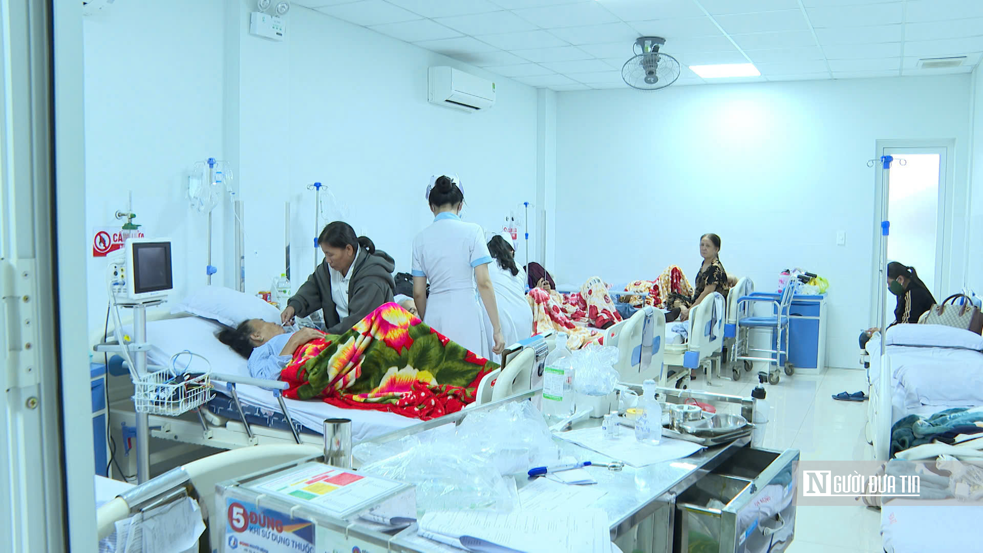 Vụ nghi ngộ độc b&aacute;nh m&igrave; ở Quảng Ng&atilde;i: Hầu hết mẫu thực phẩm dương t&iacute;nh khuẩn g&acirc;y nhiễm khuẩn đường ruột- Ảnh 5.