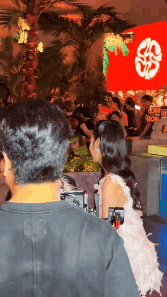 “Dâu hào môn” Midu diện đầm giấu dáng, nghi vấn có tin vui ở tuổi 37- Ảnh 1.
