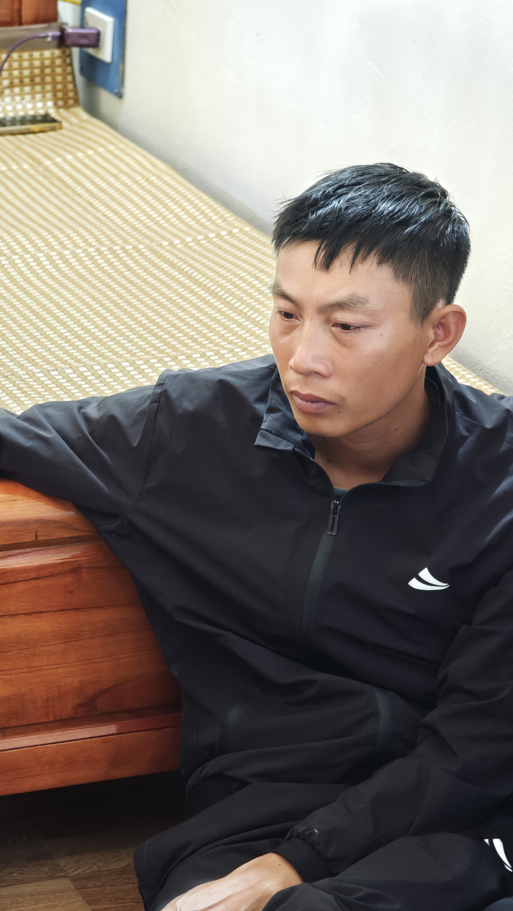 Lời kể đau lòng của bố bé trai lớp 1 tử vong sau giờ tan học ở Hải Phòng: “Hôm qua cháu còn nói chuyện mà nay phải đưa nó ra đồng thế này”- Ảnh 2.