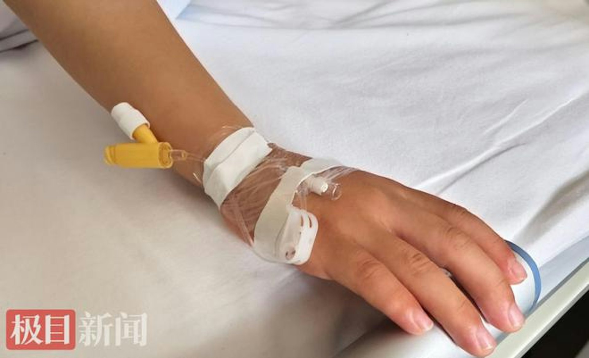 Vụ 247 trẻ mầm non nhiễm độc chì do nhà bếp trộn phẩm màu công nghiệp vào phần ăn tại Trung Quốc: Hiệu trưởng lĩnh án 15 năm tù- Ảnh 3.