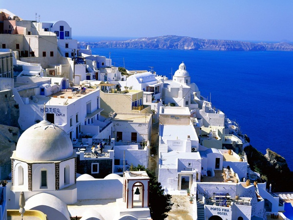 V&igrave; sao nh&agrave; ở Santorini (Hy Lạp) đều sơn m&agrave;u trắng? 90% người trả lời sai- Ảnh 2.