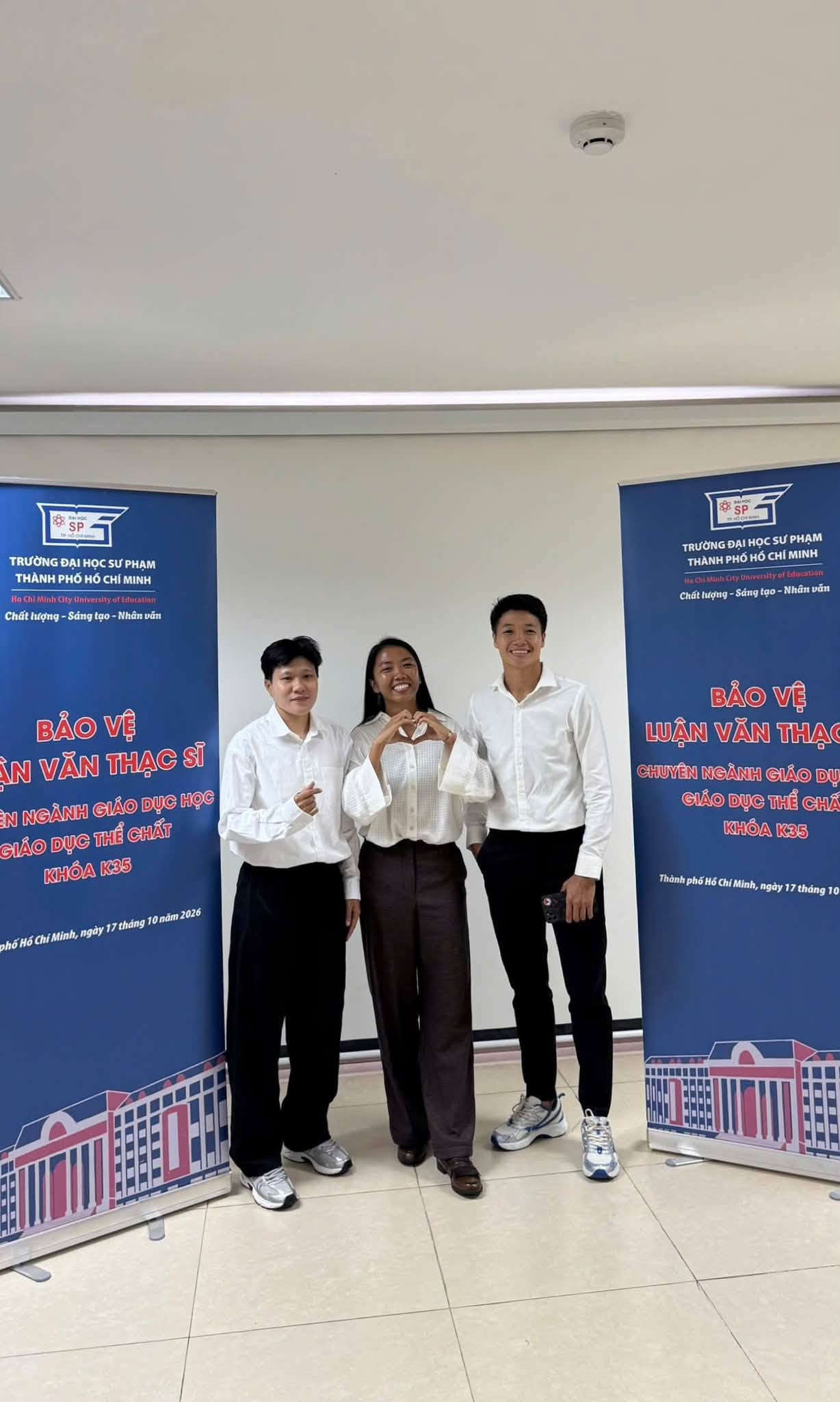 Huỳnh Như - c&ocirc; g&aacute;i 5 lần gi&agrave;nh Quả b&oacute;ng V&agrave;ng vừa bảo vệ luận văn thạc sĩ- Ảnh 2.