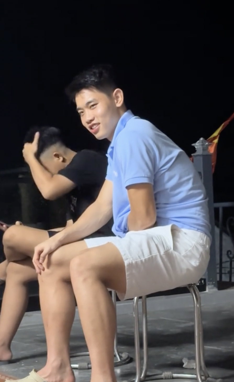 Độ sang chảnh của Đ&igrave;nh Bắc khi về qu&ecirc;- Ảnh 2.
