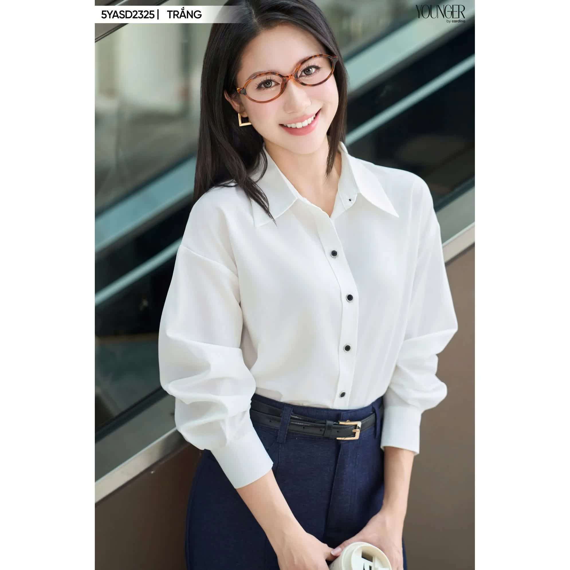 Sơ mi d&agrave;i tay v&agrave; quần jeans: Combo mặc l&agrave; trẻ, lại c&ograve;n rất sang trong m&ugrave;a thu- Ảnh 6.