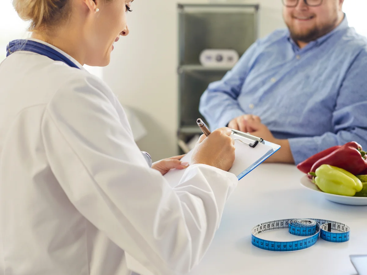 Trường Y Harvard c&ocirc;ng bố 11 loại thực phẩm tuyệt vời gi&uacute;p giảm cholesterol xấu: C&agrave; t&iacute;m, yến mạch v&agrave; c&aacute;c loại đậu đều c&oacute; mặt - Ảnh 1.