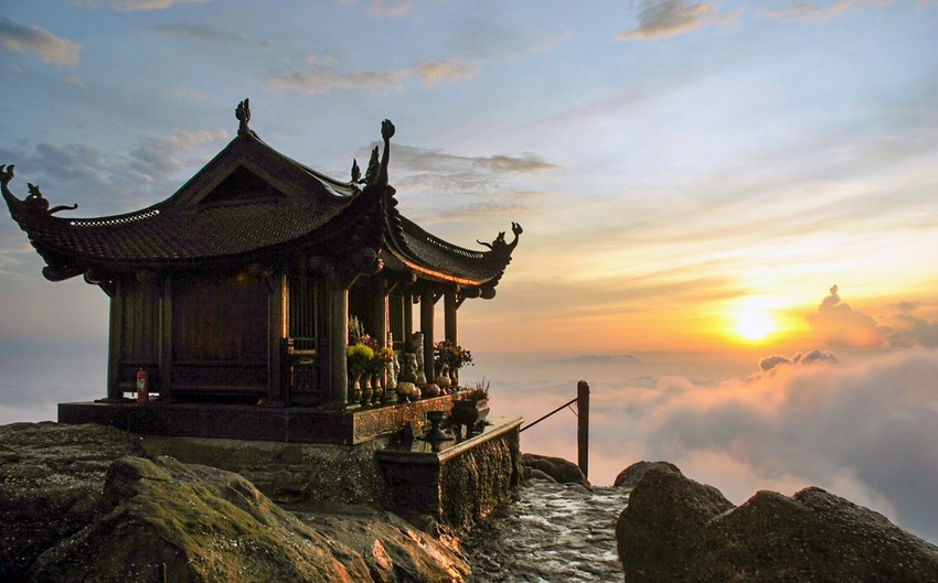 Việt Nam c&oacute; ngọn n&uacute;i nơi một vị vua từ bỏ ngai v&agrave;ng để l&ecirc;n tu, nay đ&atilde; l&agrave; Di sản Thế giới được UNESCO ghi danh- Ảnh 3.