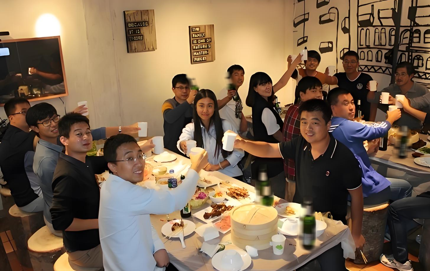 V&igrave; sao bạn học cũ sau 10 năm gặp lại bỗng chẳng c&ograve;n g&igrave; để n&oacute;i với nhau? - Ảnh 1.