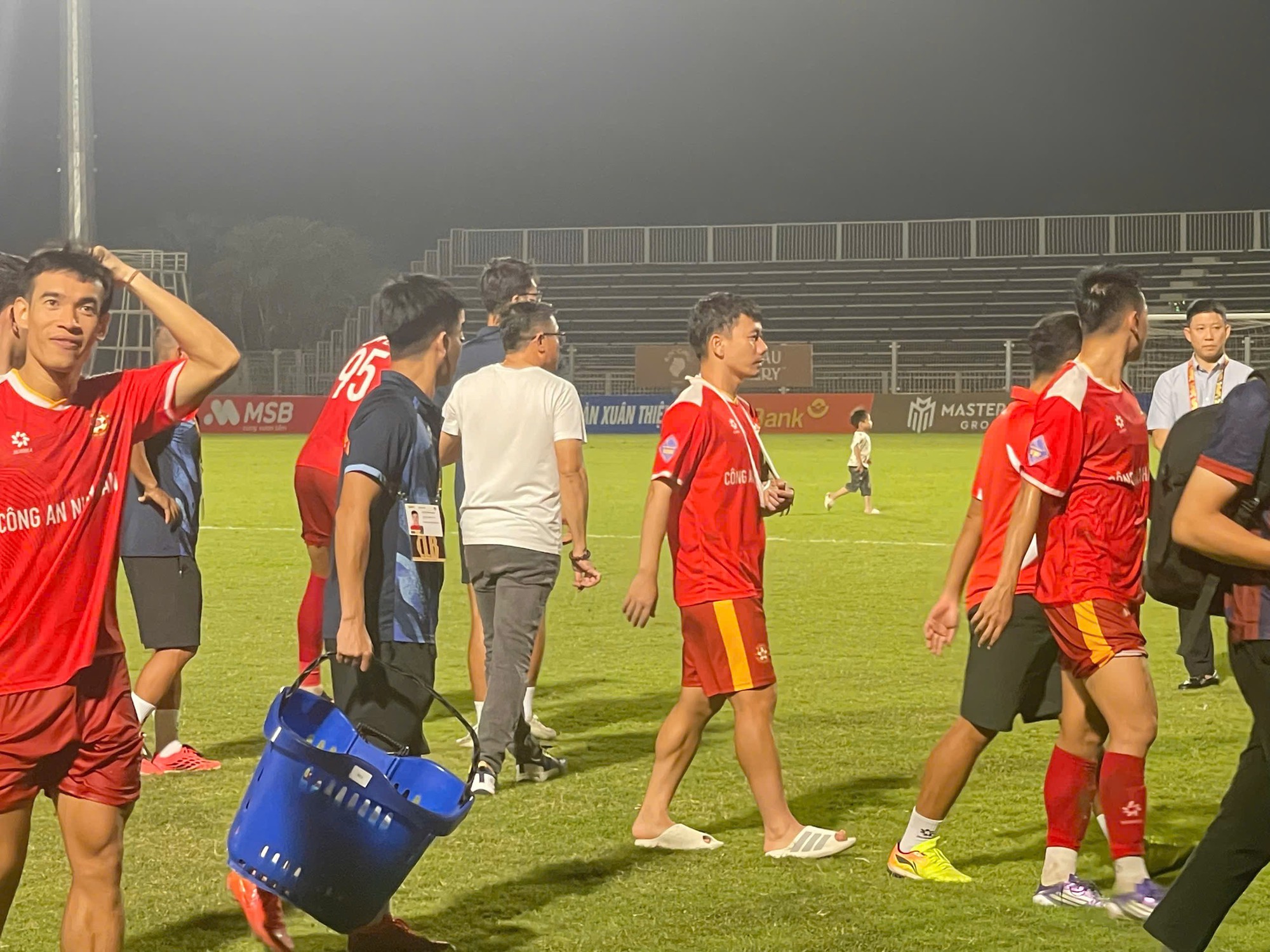 Minh Vương g&acirc;y lo lắng- Ảnh 2.