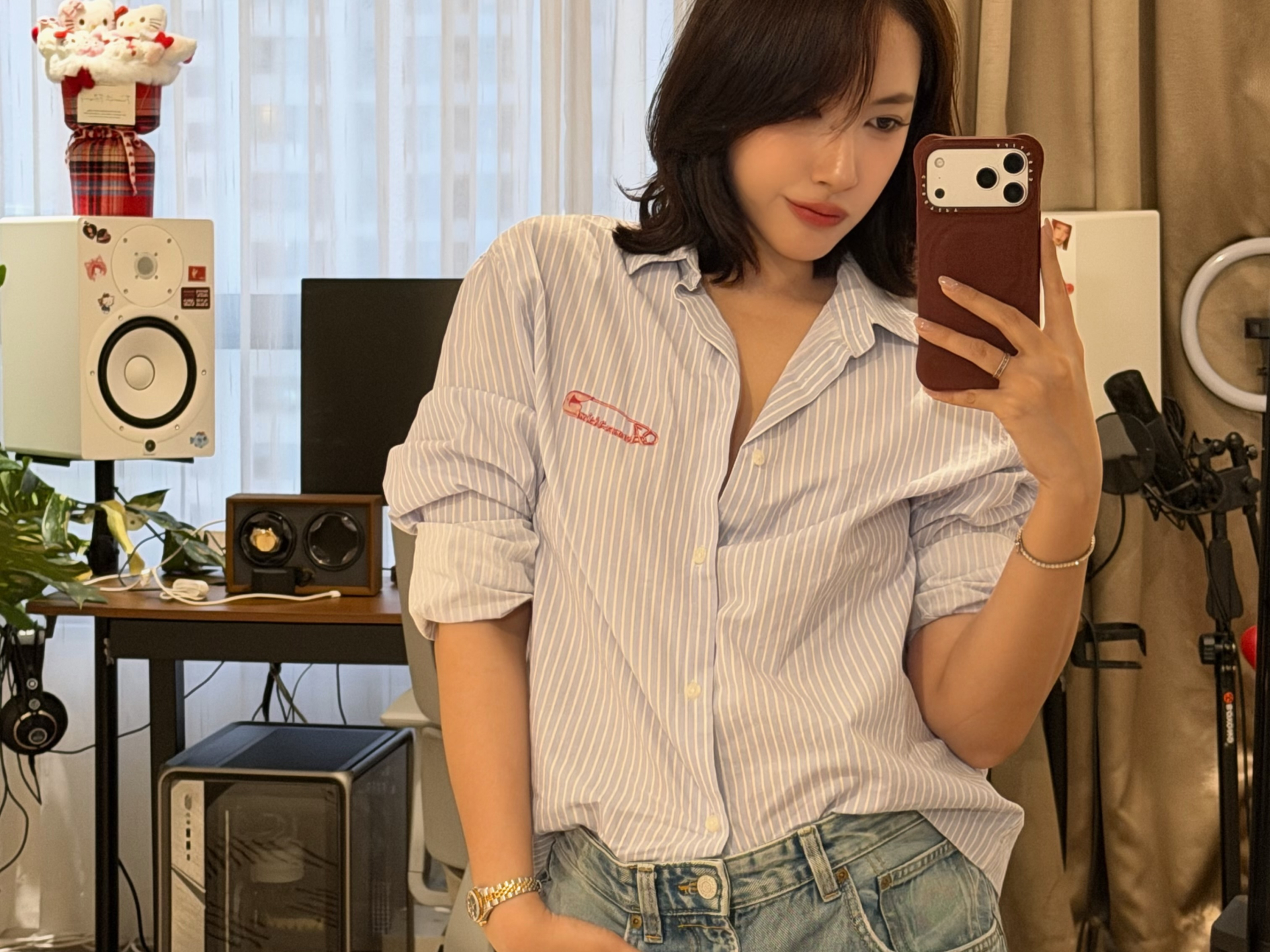 Ca sĩ Việt vừa được đề cử đẹp nhất thế giới: N&agrave;ng thơ 463 triệu view của Sơn T&ugrave;ng, rần rần c&otilde;i mạng m&agrave; chưa thể th&agrave;nh sao- Ảnh 3.