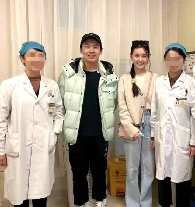 Cặp đ&ocirc;i phim giả t&igrave;nh thật đ&atilde; đăng k&yacute; kết h&ocirc;n: Nh&agrave; trai l&agrave; cậu ấm ăn b&aacute;t v&agrave;ng, nh&agrave; g&aacute;i v&igrave; 8 tỷ m&agrave; bị tẩy chay khỏi showbiz?- Ảnh 2.