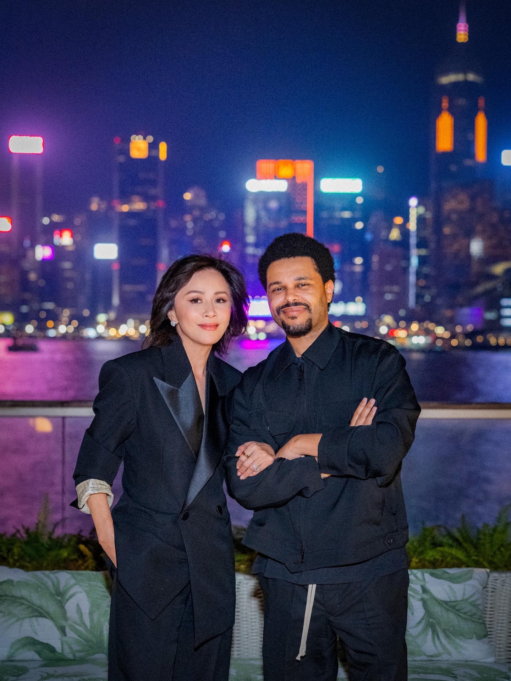 The Weeknd v&agrave; Lương Triều Vỹ hội ngộ, ảnh thật m&agrave; tưởng đ&acirc;u... AI!- Ảnh 6.