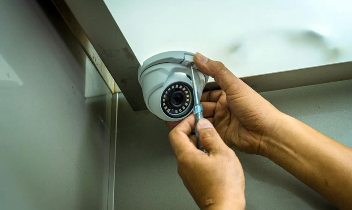 C&aacute;c doanh nghiệp đang lắp camera gi&aacute;m s&aacute;t tại nơi l&agrave;m việc ch&uacute; &yacute; th&ocirc;ng b&aacute;o quan trọng từ C&ocirc;ng an- Ảnh 1.