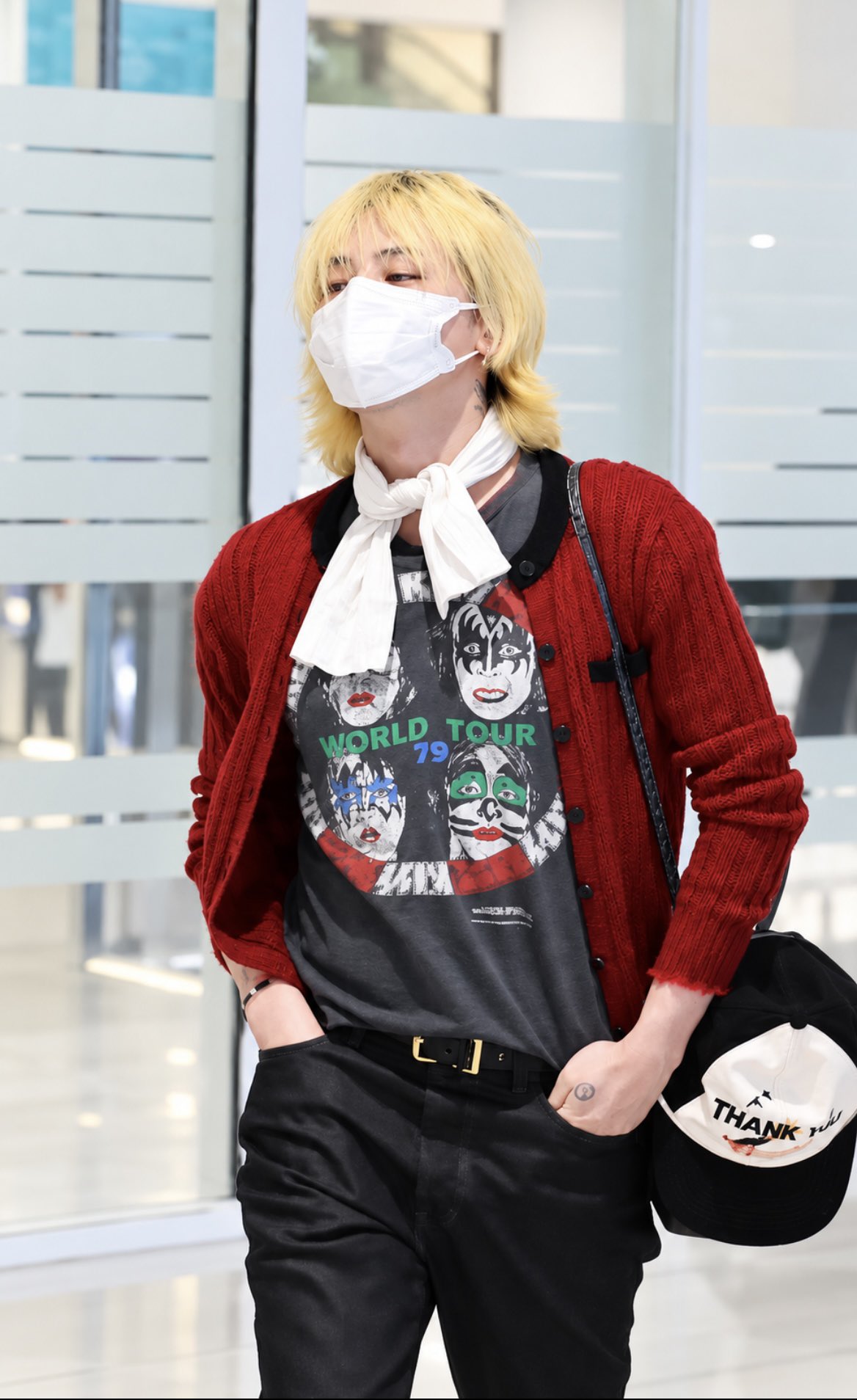 G-Dragon nhận tin vui trước ng&agrave;y sang Việt Nam- Ảnh 4.