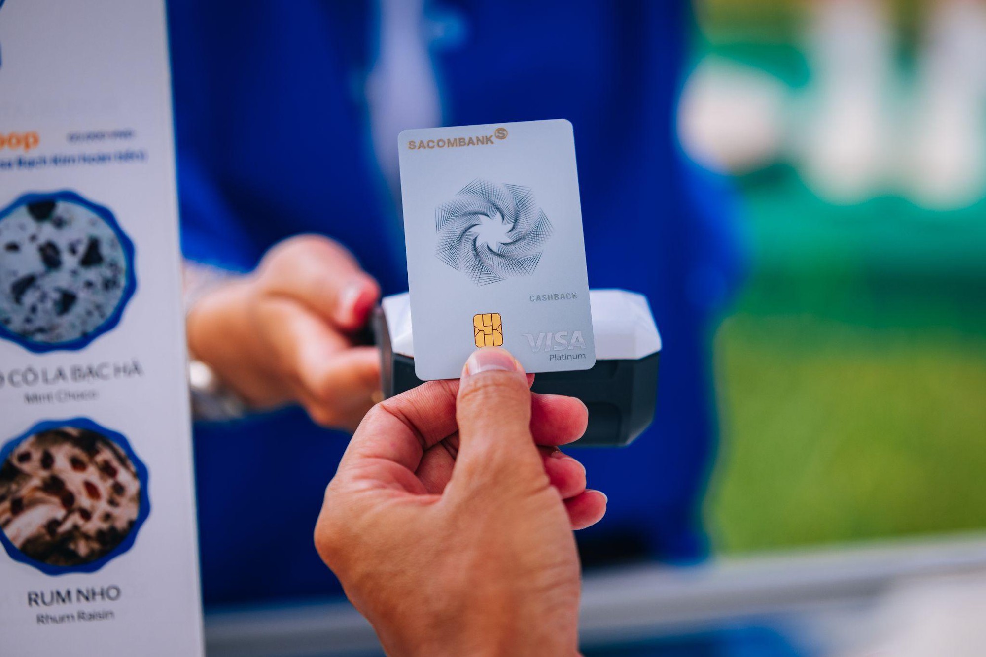 &rlm;Sau The Siren World Opens 2026, SACOMBANK Visa mang tinh thần &ldquo;tận hưởng trọn vẹn&rdquo; v&agrave;o nhịp sống thường ng&agrave;y&rlm; - Ảnh 2.