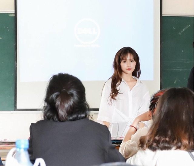Gallery - Soi học vấn cô trợ lý xinh đẹp của thiếu gia Minh Đạt - image 5