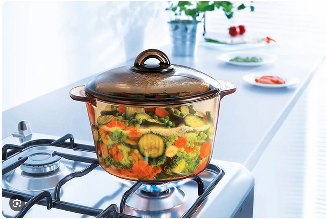 Lời khuy&ecirc;n cho c&aacute;c gia đ&igrave;nh đun nấu bằng xoong nồi thủy tinh - Ảnh 2.