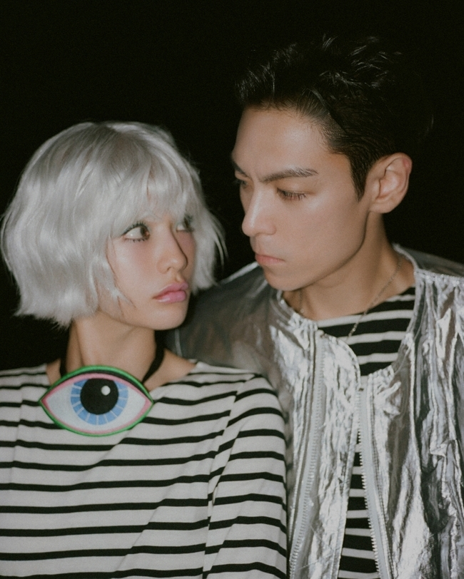 Bắt quả tang T.O.P (BIGBANG) ủng hộ phim ngập cảnh nóng của bạn gái, yêu đương chả thèm giấu là đây! - Ảnh 3.