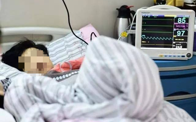 Nữ diễn vi&ecirc;n "phim giờ v&agrave;ng" qua đời chỉ 6 th&aacute;ng sau khi ph&aacute;t hiện 1 loại ung thư: B&aacute;c sĩ cảnh b&aacute;o 5 dấu hiệu rất giỏi ngụy trang - Ảnh 4.