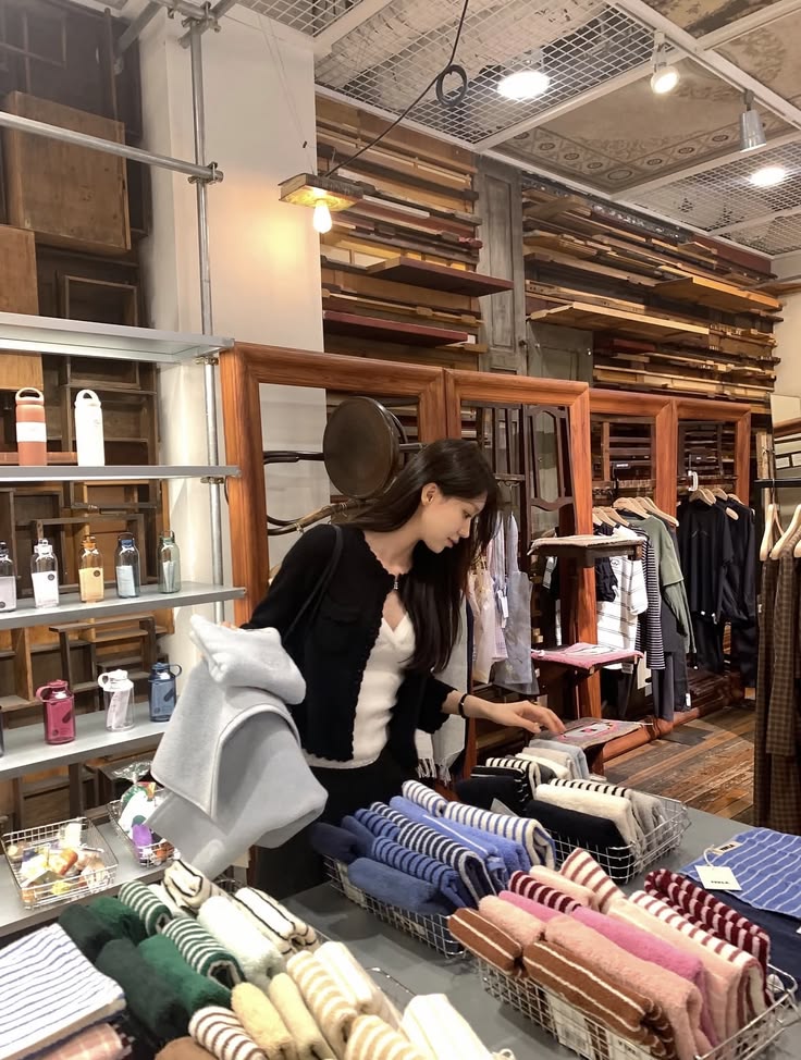 Lời khuy&ecirc;n cho người đang nợ ti&ecirc;u d&ugrave;ng- Ảnh 1.