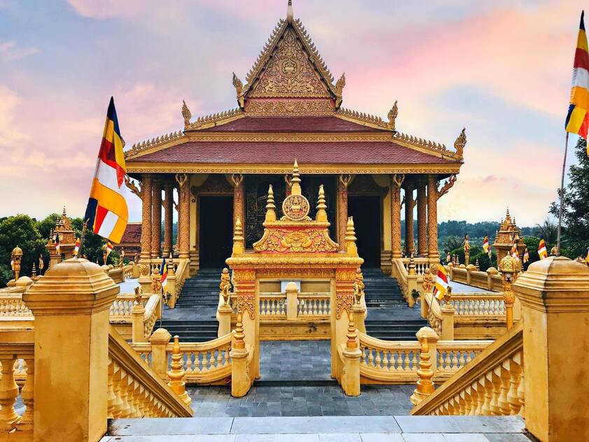 C&aacute;ch H&agrave; Nội 40km c&oacute; một&nbsp;ng&ocirc;i l&agrave;ng&nbsp;rộng 1.544ha, được v&iacute; như&nbsp;"nh&agrave; chung&rdquo; của 54 d&acirc;n tộc, t&aacute;i hiện cuộc sống Việt Nam thu nhỏ- Ảnh 5.