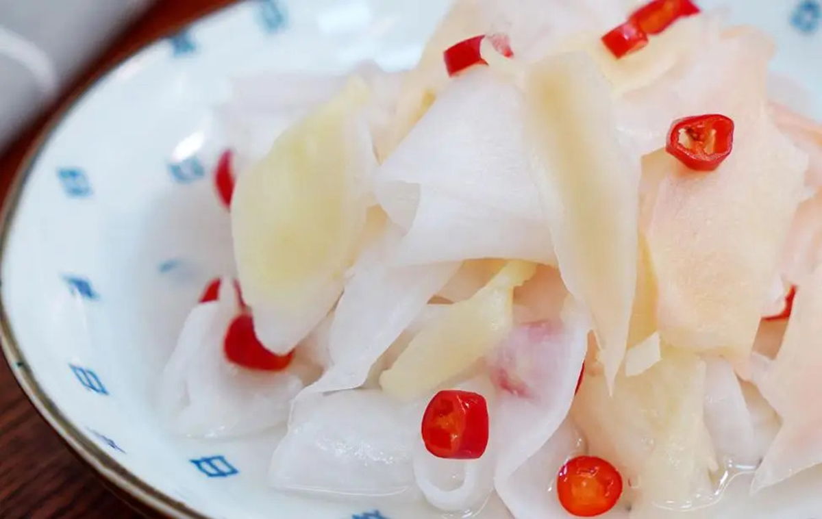 Người đ&agrave;n &ocirc;ng 45 tuổi tử vong sau bữa ăn, b&aacute;c sĩ cảnh b&aacute;o 2 m&oacute;n "quen mặt" nhiều người m&ecirc; - Ảnh 1.