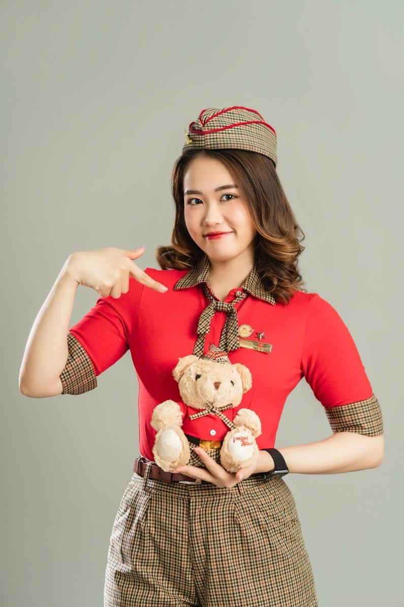 &rlm;&ldquo;Đưa n&agrave;ng về dinh&rdquo; bằng m&aacute;y bay của Vietjet, đ&ocirc;i trẻ c&oacute; lễ đưa d&acirc;u đặc biệt giữa tầng m&acirc;y&rlm; - Ảnh 3.