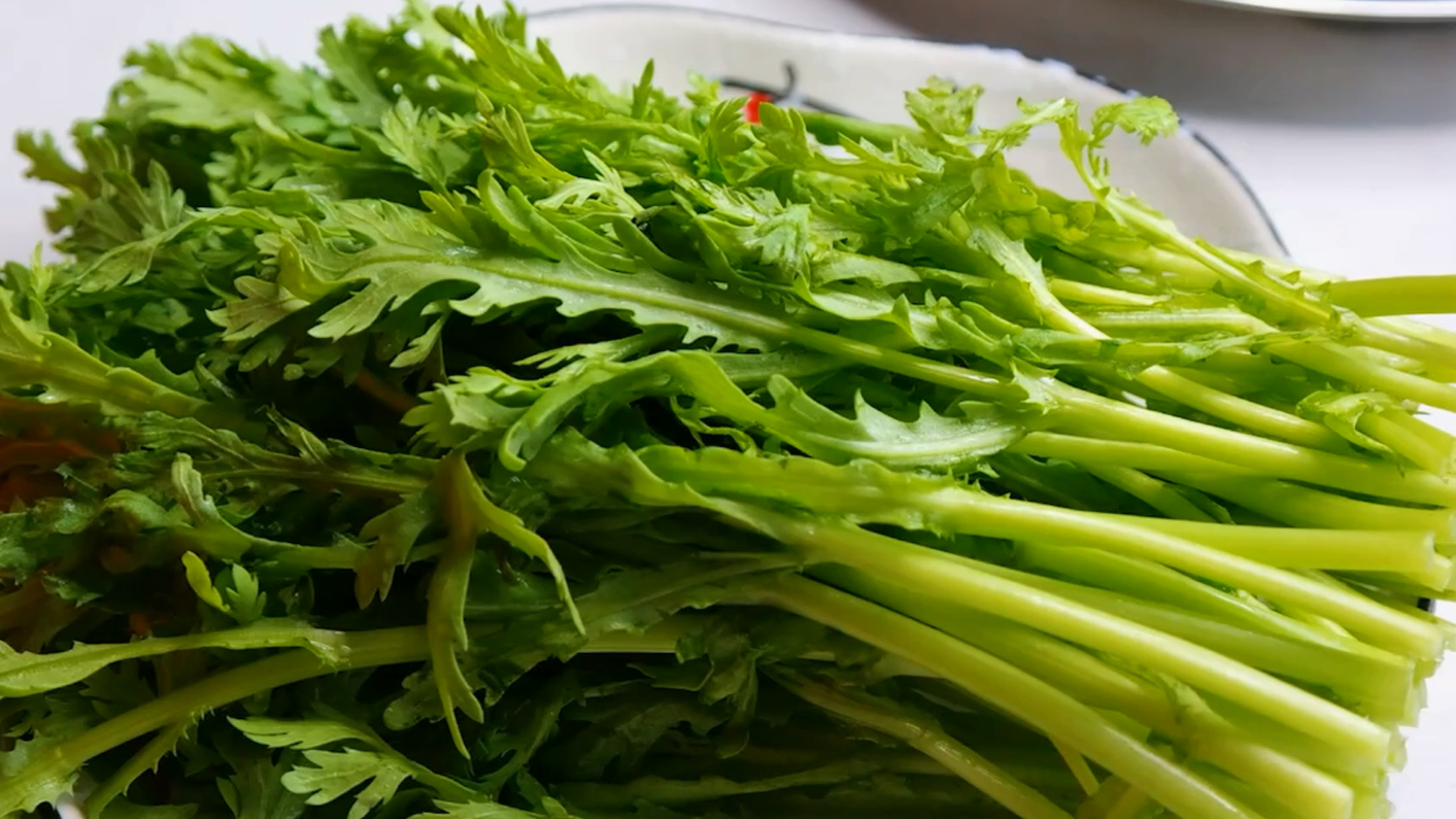 Th&aacute;ng Mười đến, d&ugrave;ng 4 lọai rau v&agrave;ng kh&ocirc;ng thuốc trừ s&acirc;u để nấu m&oacute;n ngon - Ảnh 2.