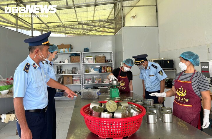 Vụ kh&acirc;u nhục Lạng Sơn chỉ to&agrave;n xương, b&igrave; heo: Cơ sở sản xuất n&oacute;i bị mạo danh- Ảnh 2.