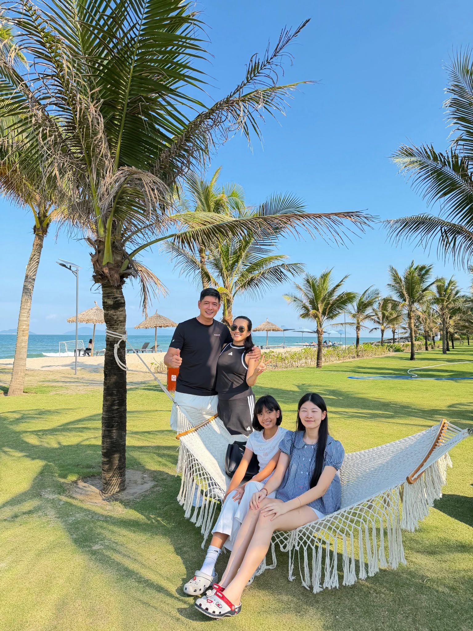 Si&ecirc;u mẫu qu&ecirc; Lạng Sơn từng b&aacute;n sữa đậu n&agrave;nh từ 3 giờ s&aacute;ng: Nay vi&ecirc;n m&atilde;n b&ecirc;n vợ đại gia hơn 4 tuổi- Ảnh 6.