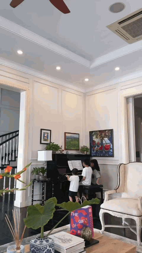Mỹ nh&acirc;n showbiz cưới với con trai tỷ ph&uacute;: Sống trong biệt thự 3 mặt tiền, rộng 500m&sup2; gần s&ocirc;ng S&agrave;i G&ograve;n- Ảnh 10.