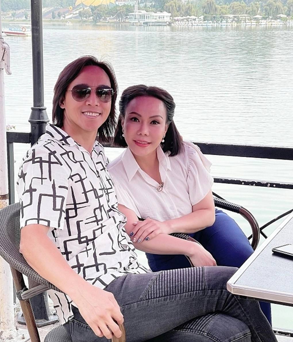 Nữ nghệ sĩ rời Mỹ về Việt Nam, sống trong biệt thự v&agrave;i trăm tỷ to như l&acirc;u đ&agrave;i- Ảnh 2.