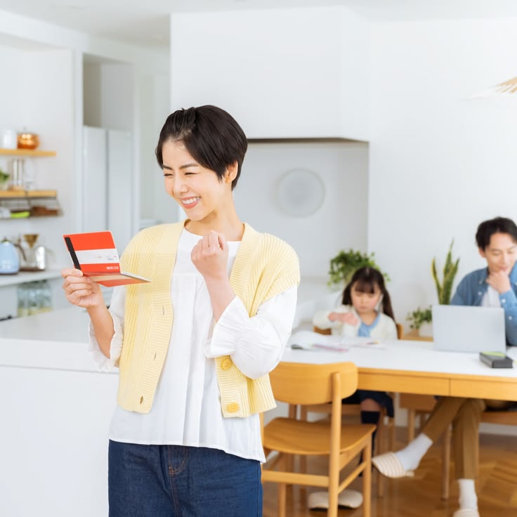 C&oacute; 200 triệu, t&ocirc;i từng định gửi hết một sổ nhưng đổi &yacute;: Chia th&agrave;nh 3 khoản, l&uacute;c cần tiền mới thấy quyết định n&agrave;y đ&aacute;ng gi&aacute;- Ảnh 3.