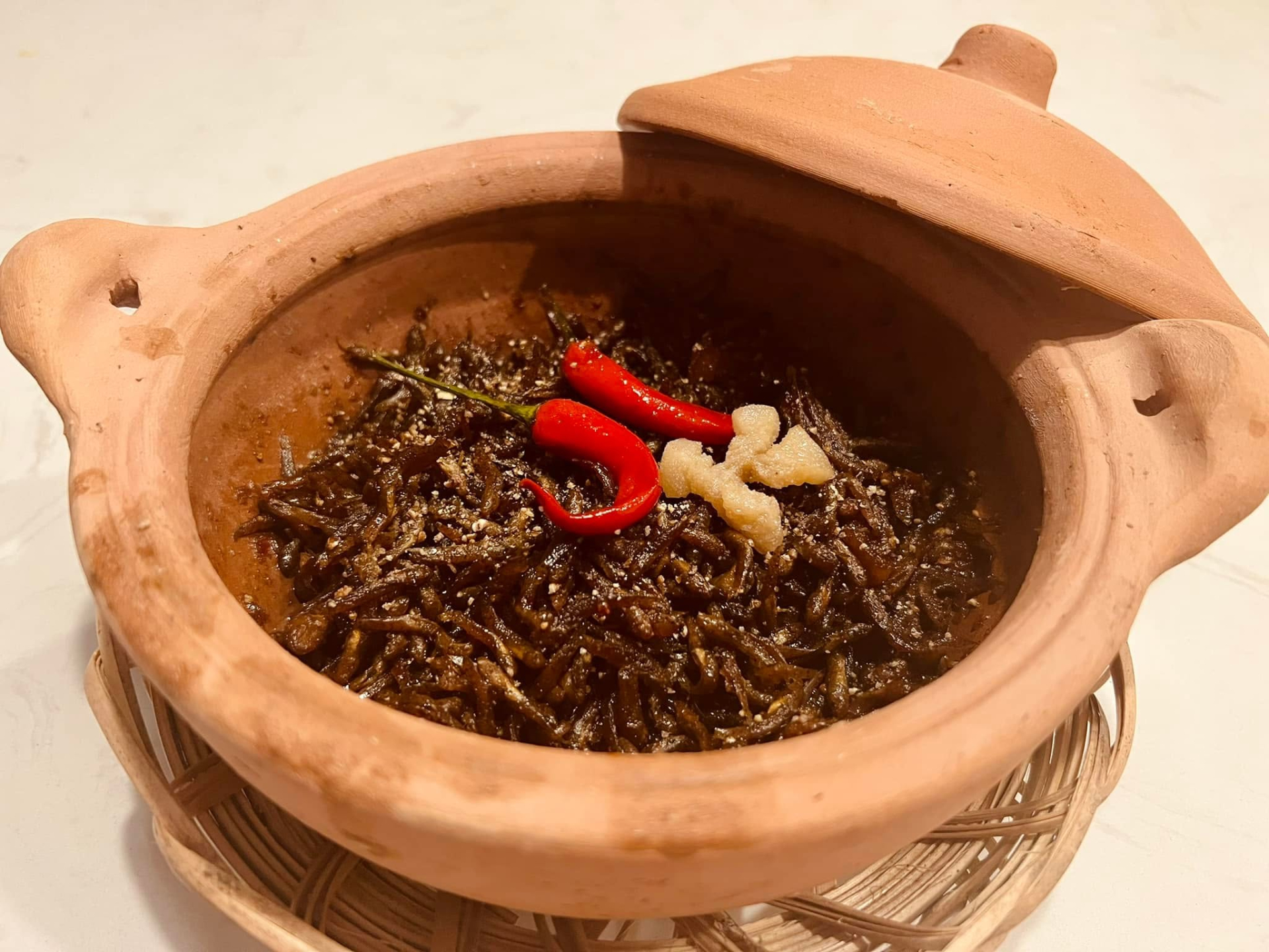 M&acirc;m cơm nh&agrave; của Kiều Minh Tuấn- Ảnh 7.