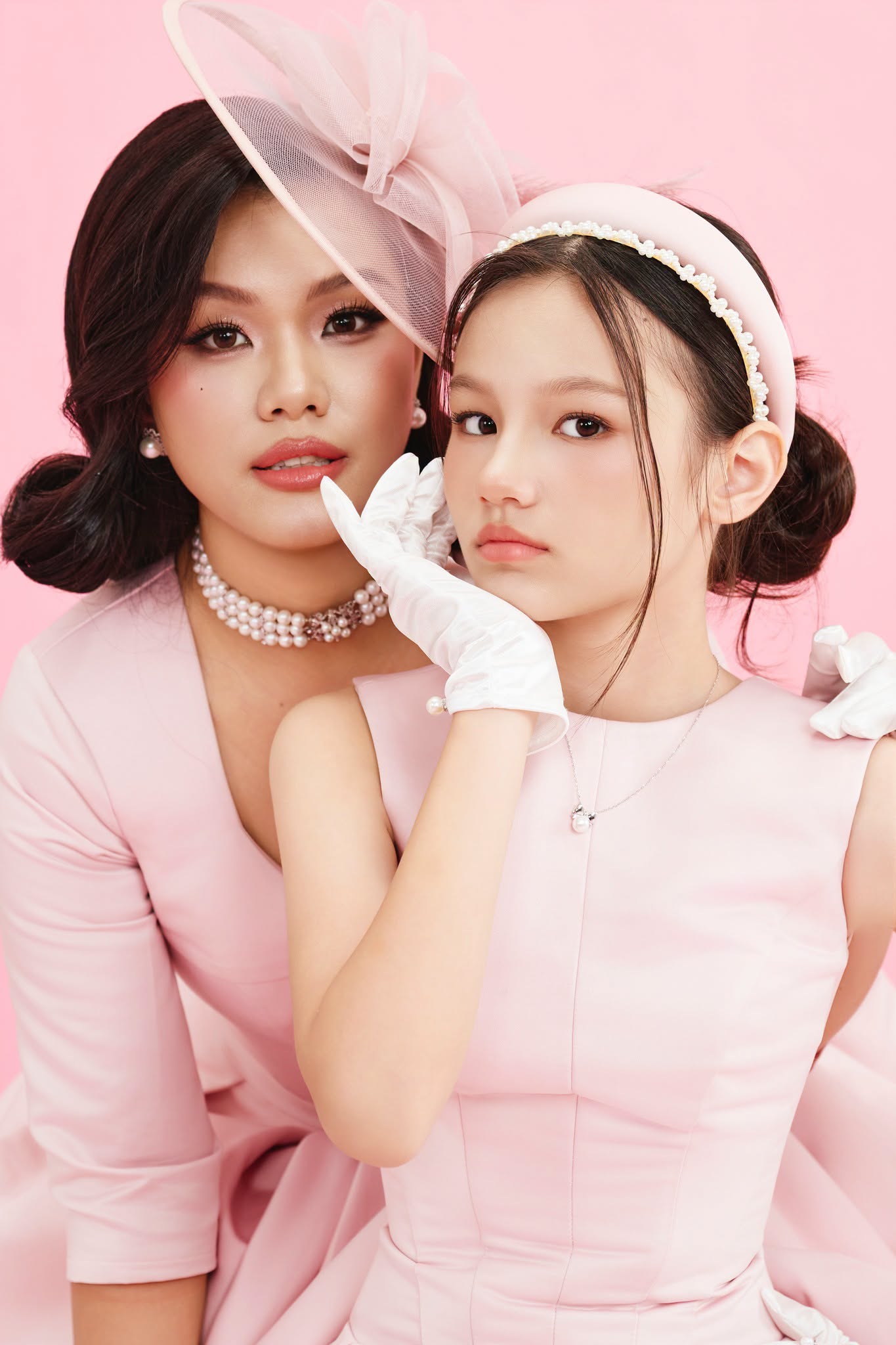 Con gái lai Tây của 2 chị đẹp Vbiz xinh như thiên thần, dự đoán lớn lên nhan sắc sẽ lấn lướt mẹ - Ảnh 11.