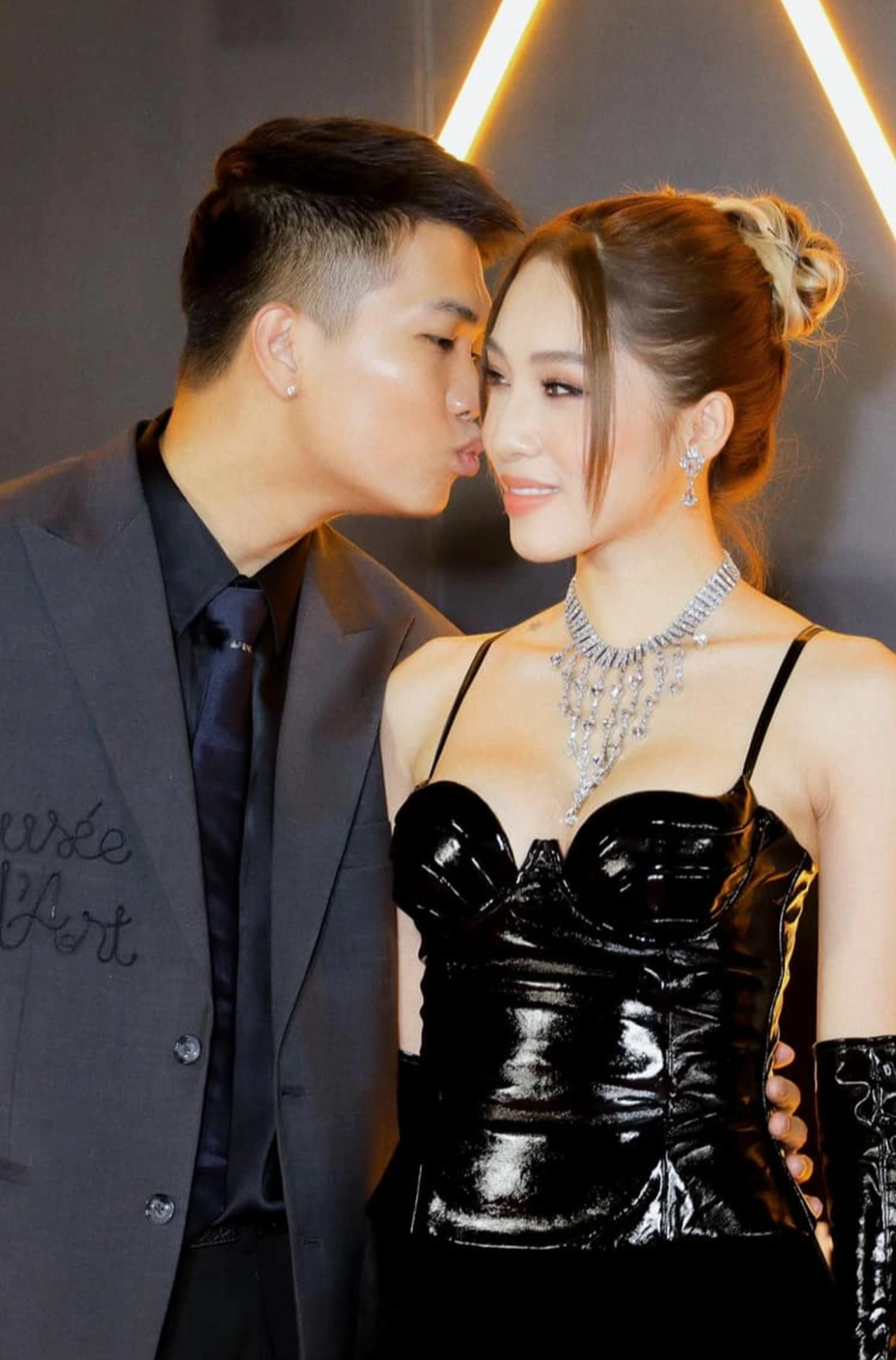 C&acirc;u trả lời cho 3 năm chia tay của Emily v&agrave; BigDaddy- Ảnh 2.