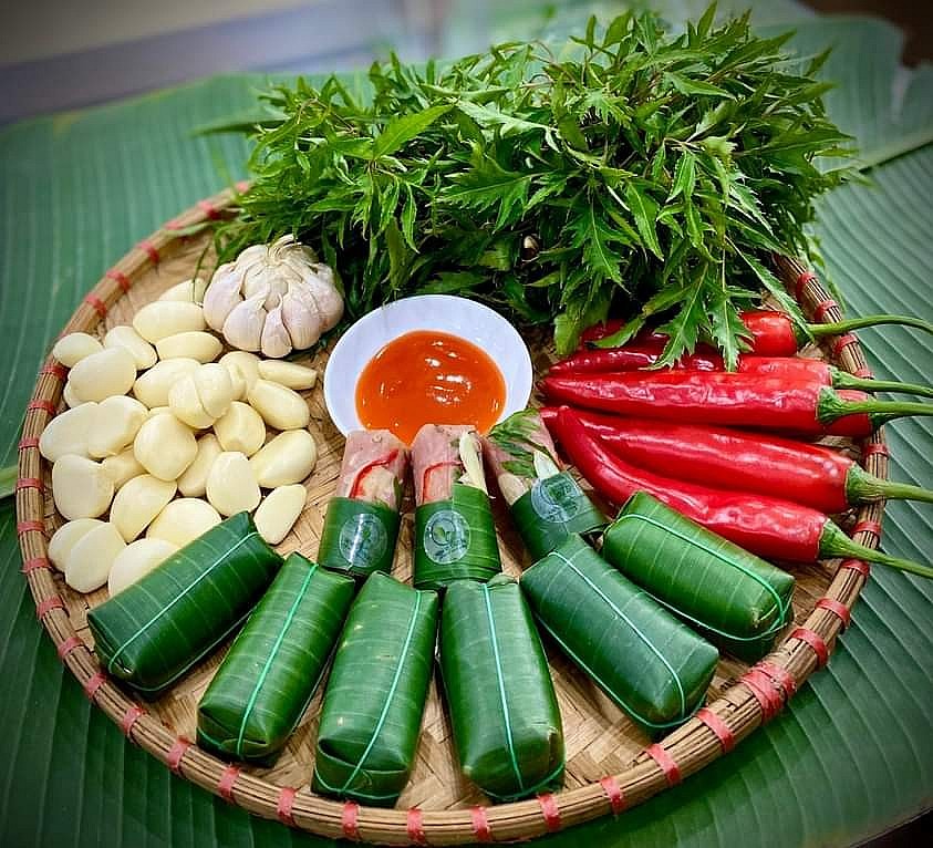 Nem chua Thanh H&oacute;a c&acirc;n l&ecirc;n đ&uacute;ng 36 gam, tr&ugrave;ng kh&iacute;t biển số xe của tỉnh khiến d&acirc;n mạng rủ nhau lục c&acirc;n ra thử - Ảnh 3.